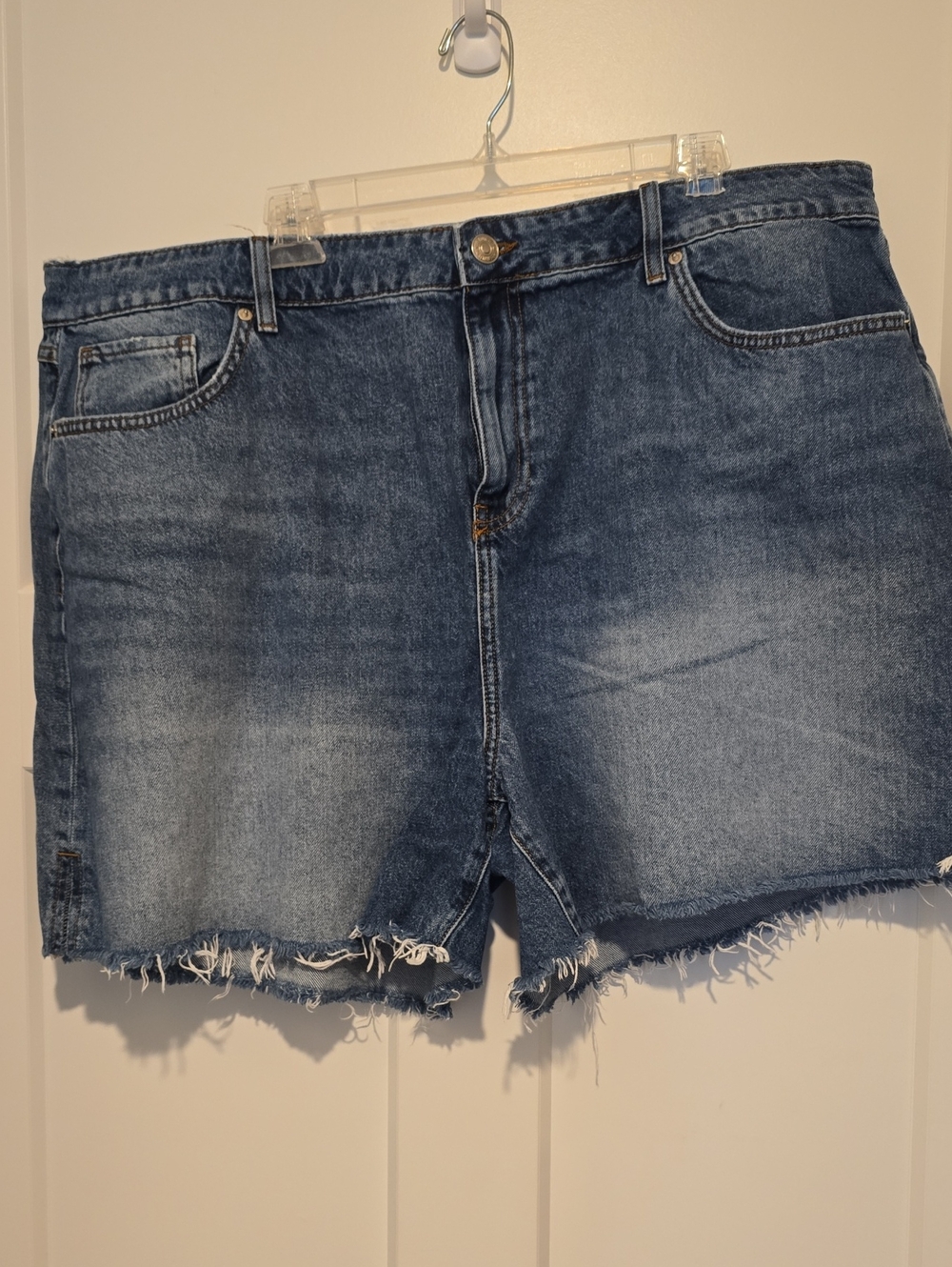 Forever 21 Dark Blue Frayed Hem Denim Shorts